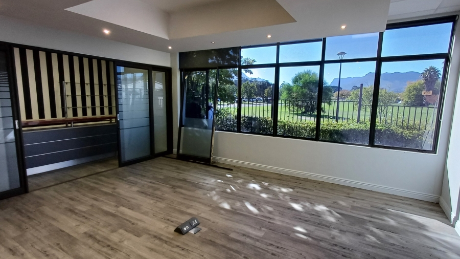 To Let commercial Property for Rent in Devon Park Western Cape